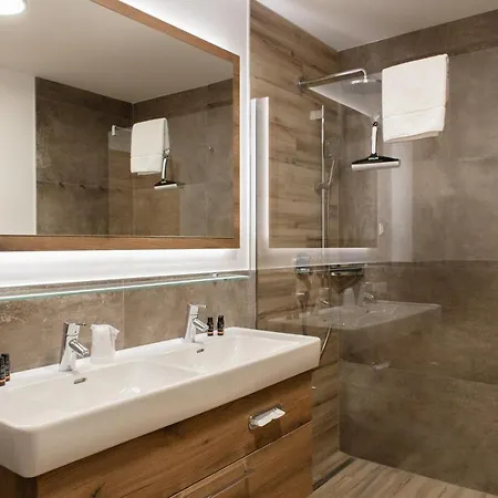 Avenida Style By Alpin - Incl Summercard Appartement Kaprun